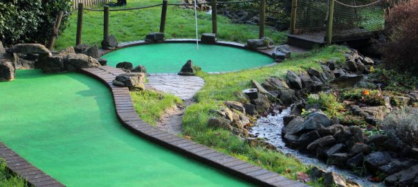 Why Mini Golf Needs to Be Your Next Social Activity